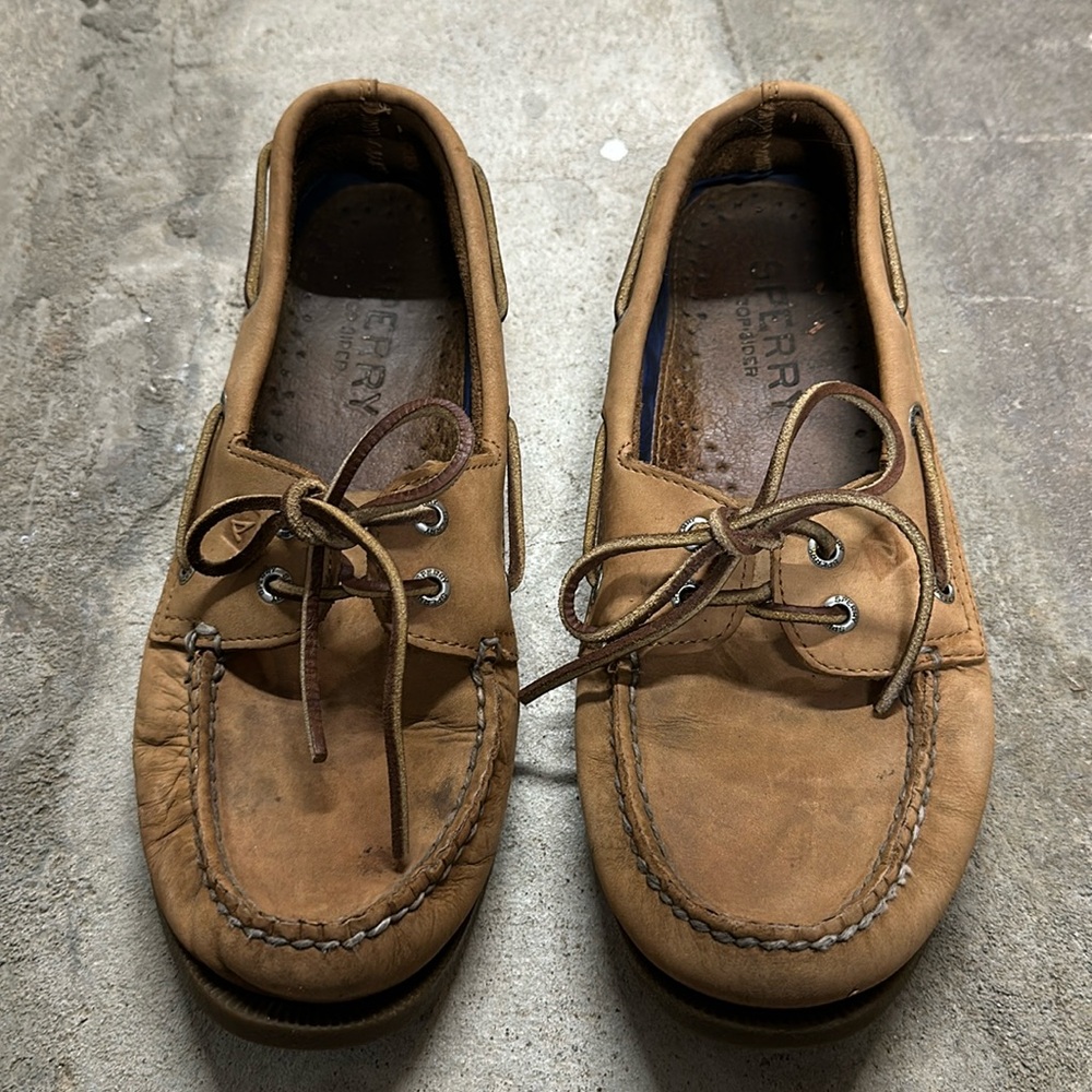Sperry Topsiders